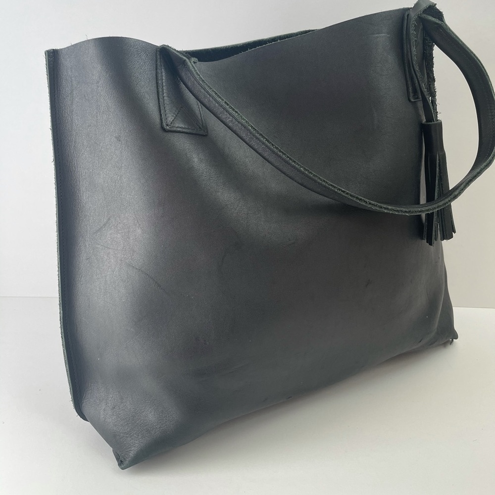 Black leather shoulder bag